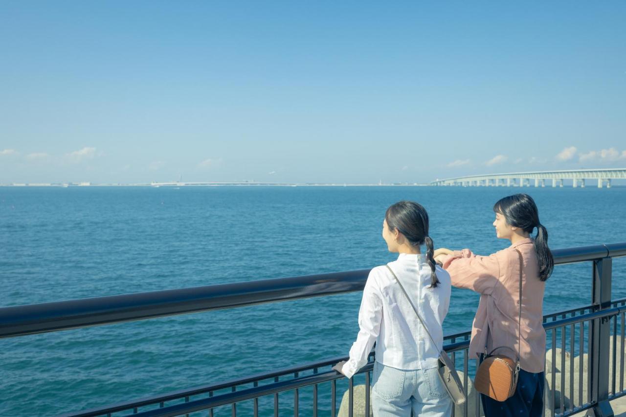 Omo Kansai Airport By Hoshino Resorts Izumisano Eksteriør bilde View of the Akashi Kaikyō Bridge from the Akashi Kaikyō Bridge Museum